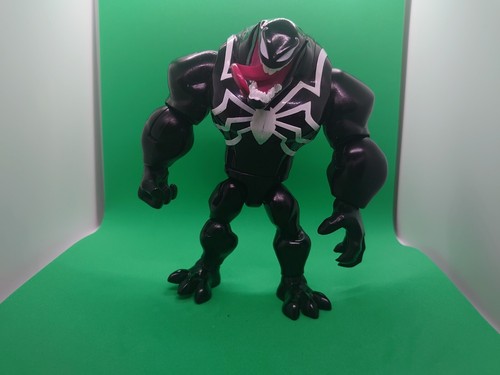 Marvel venom disney store - venom,