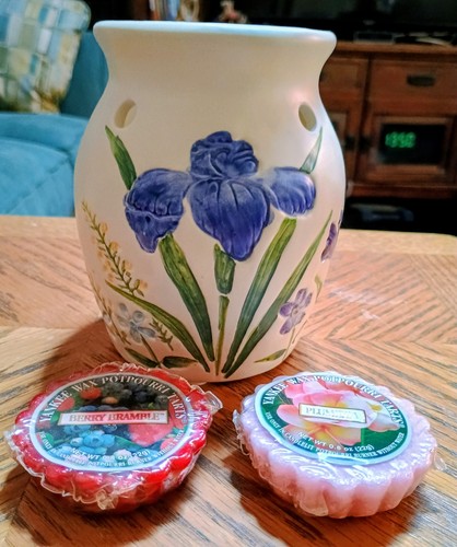 Yankee candle embossed - yankee,