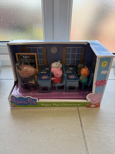 Peppa pig classroom play set - play,