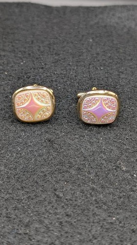 Light pink iridescent lucite - pink,