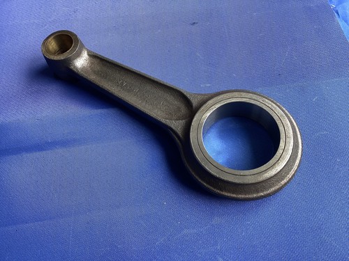 Bsa b40 conrod 0178 nos - b40, 41-0178