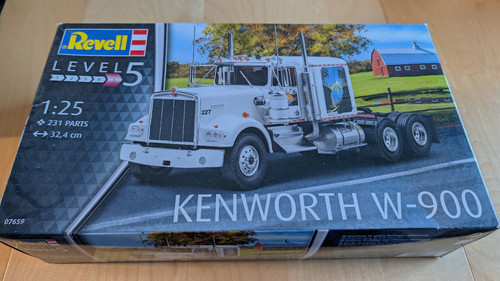 Revell kenworth 900 25 - kenworth, w-900