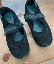 Manteray Ladies Shoes Size 3