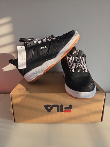 Brand new with - brand, fila