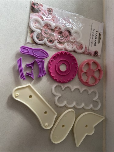 Cake decorating joblot - decorating,