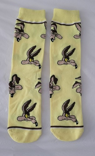 Wile coyote novelty socks - wile,