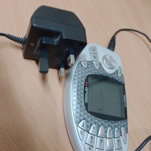 Nokia ngage unlocked - unlocked., good