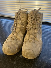 Lowa Zephyr Boots Men’s Size 10.5