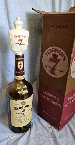 Vintage seagrams seven crown - seven, 1