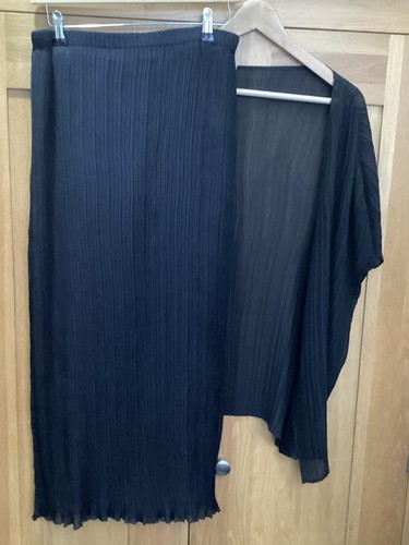 Windsmoor black plisse - black,