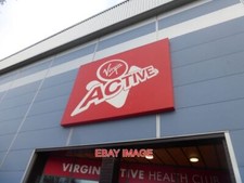 PHOTO  MANCHESTER VIRGIN