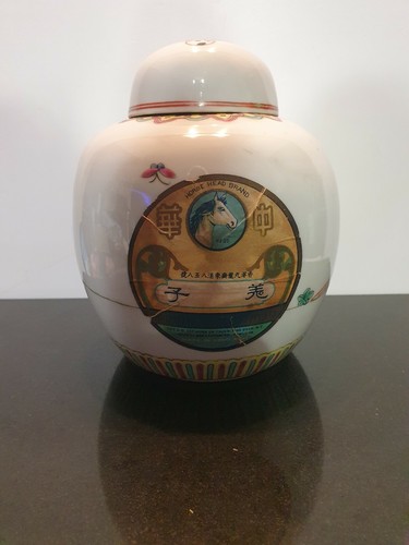 Original label horse head - label,