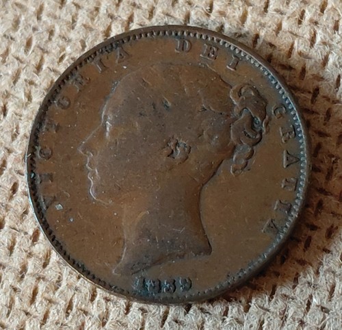 Victorian farthing coin - coin, extra