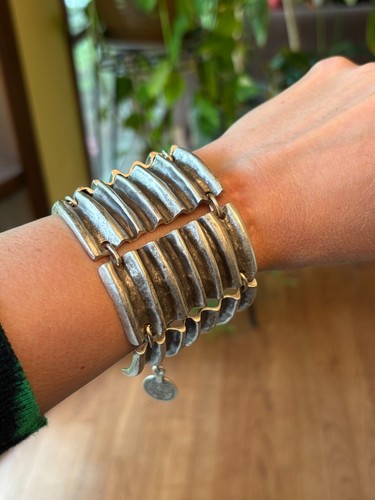 Silver metal wave pattern
