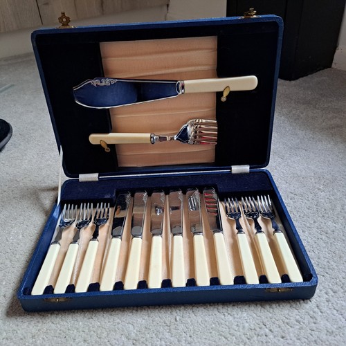Fish knives and - knives, set