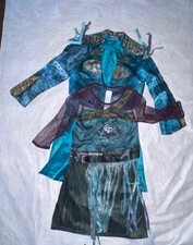 Disney Store Descendants 2 Uma