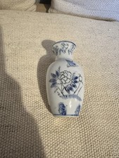 Blue white chinese porcelain - blue,