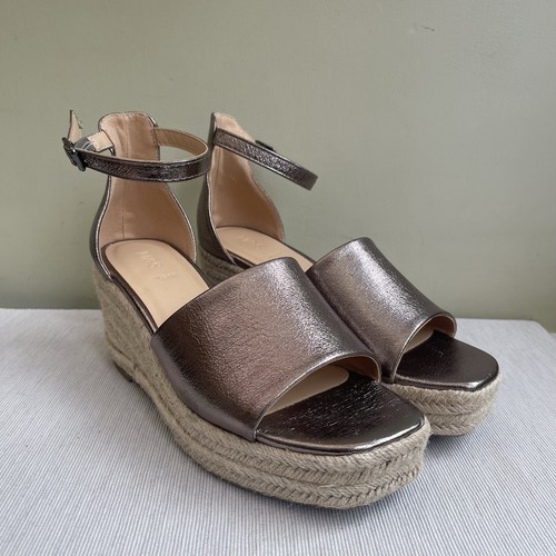 Metallic platinum - m&s,