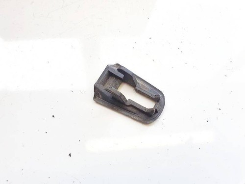 2027660305 other car part - car,