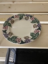 Emma Bridgewater - Christmas Ivy 8.5”Plate Brand New First.