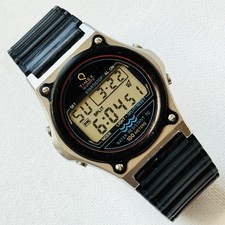 Vintage 1987 Timex Q Atlantis