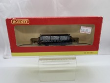 Hornby 00 Gauge R6338 3 Plank