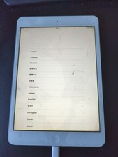 Apple iPad mini 1st Gen. 16GB, Wi-Fi, 7.9in - White & Silver