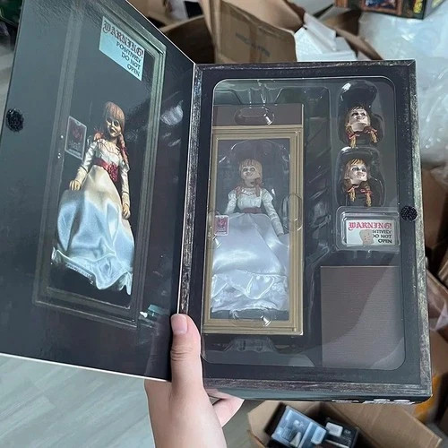 Neca annabelle figure comes - neca,