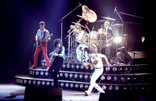 Queen concert the game - queen,