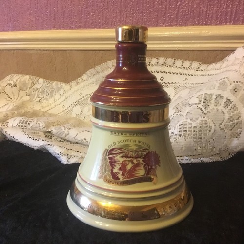 Large bells porcelain - large,