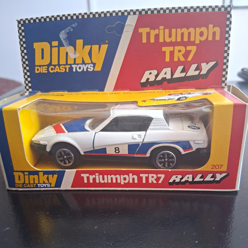 Dinky die cast toys triumph - dinky,