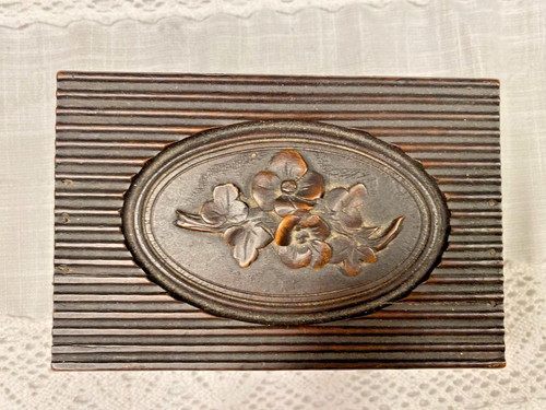 1840 antique walnut - 1840's,
