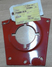 1302221C1 Genuine Case IH Retainer Plate