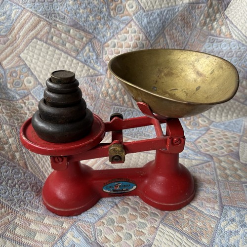 Vintage kitchen scales the - vintage,