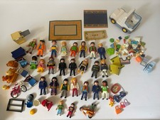 Play Mobil Figure Bundle 