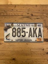Vintage Maine Support Wildlife US Car License Plate 885-AKA