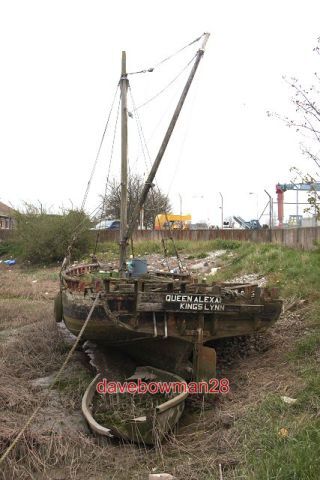 Photo former fishing boat - ,