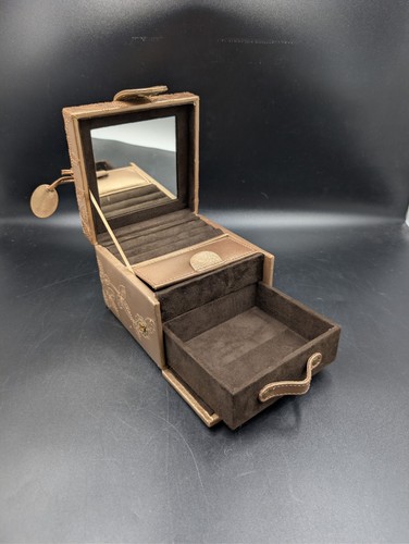 Genuine leather jewellery box - leather,