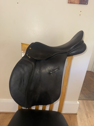 Black gp saddle - 17”5,