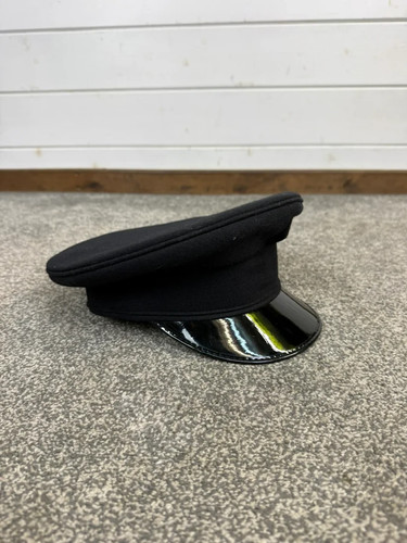 Black flat peak - peak, cap