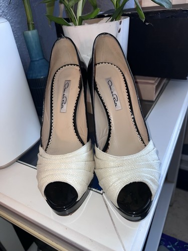 Oscar renta black patent - oscar, la