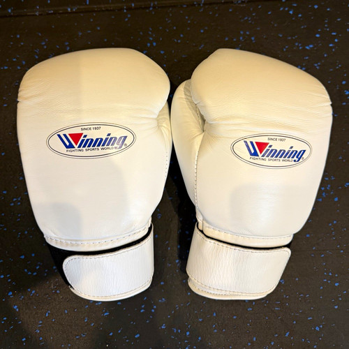 Winning training boxing gloves - winning,