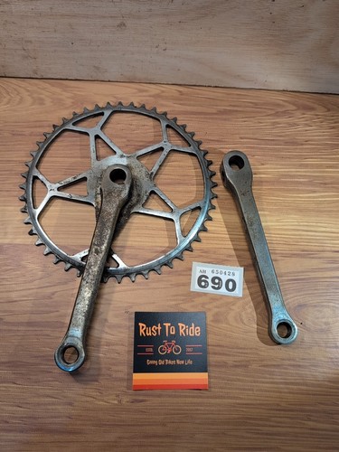Vintage bicycle chain - chain, wheel