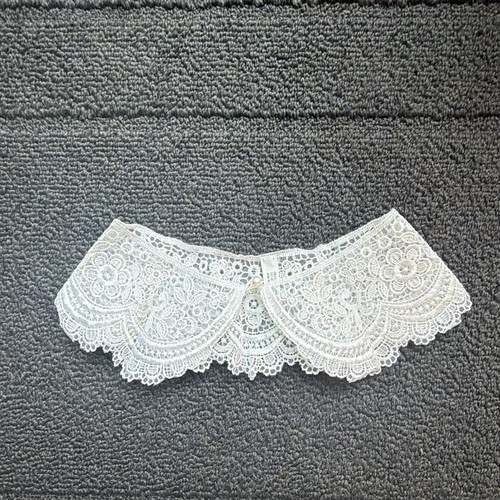 Avon rayon lace collar - collar, w