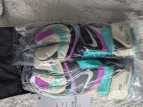 Nike grip3 goalkeeper size - grip3,
