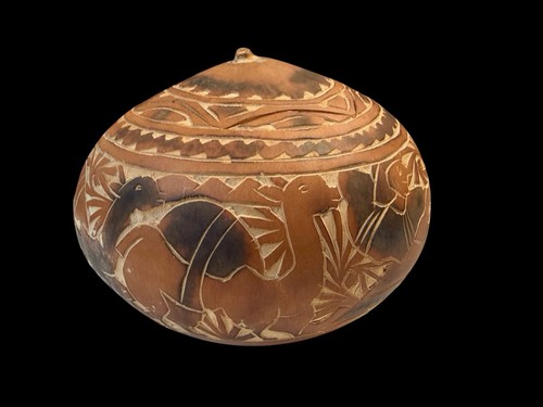 Vintage hand carved - vintage, peruvian