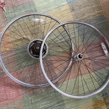 Dawes red feather wheels