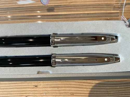 Sheaffer 100 black - , laquer