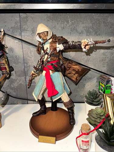 Damtoys edward kenway - damtoys,