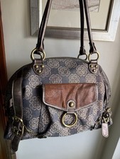 Kathy Van Zeeland Women's